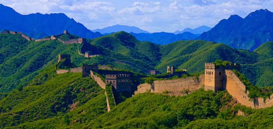 河北乡民发现猪圈频繁被盗，专家连夜赶来，原来下面住着开国皇帝