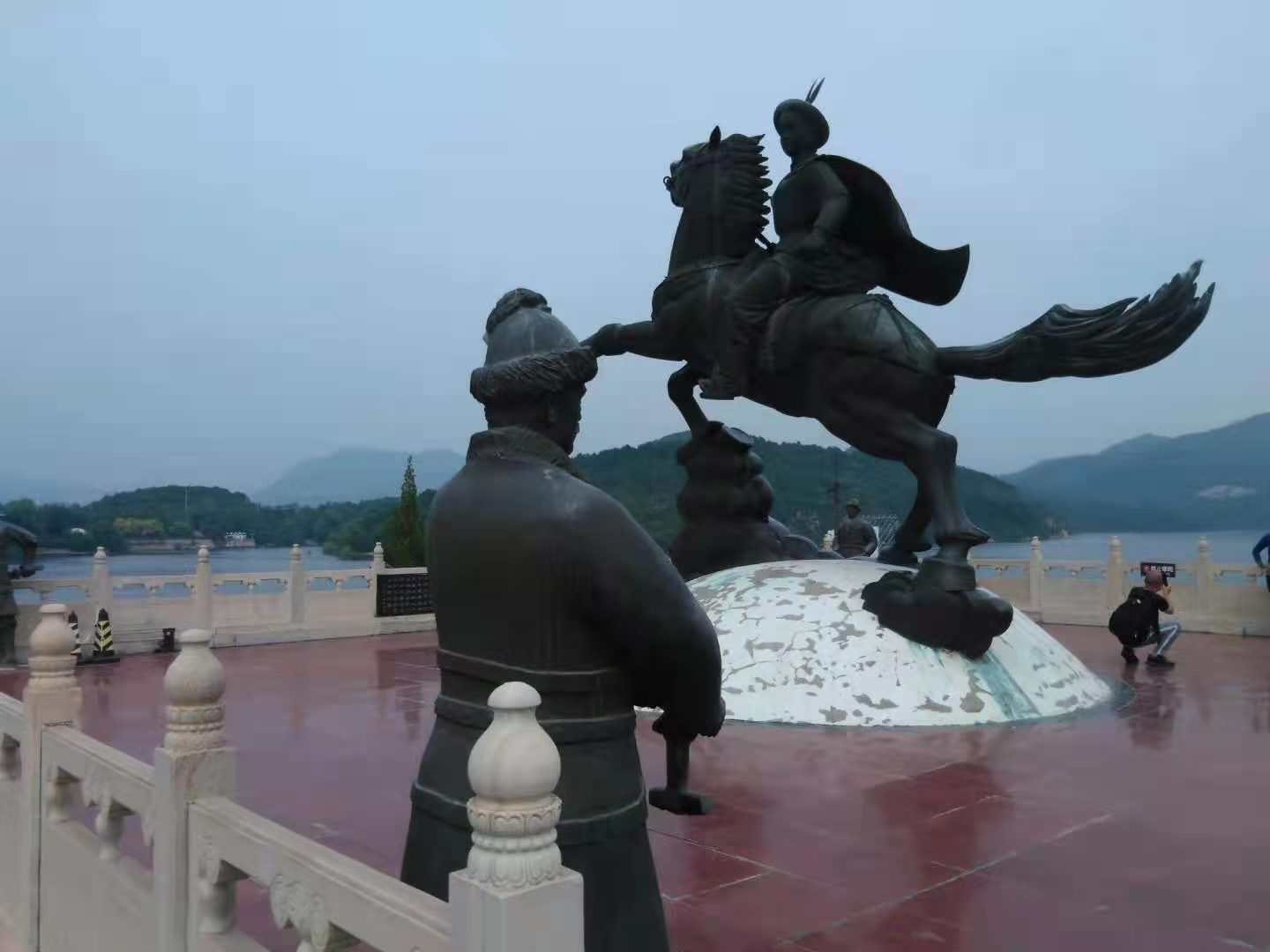 水调歌头·秋游北京平谷金海湖