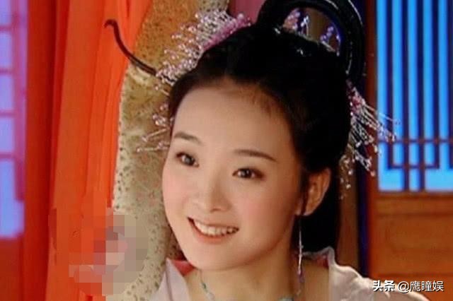 以前的古裝美人，用繩子當(dāng)項(xiàng)鏈都很美，現(xiàn)在的金項(xiàng)鏈飾卻俗到辣眼