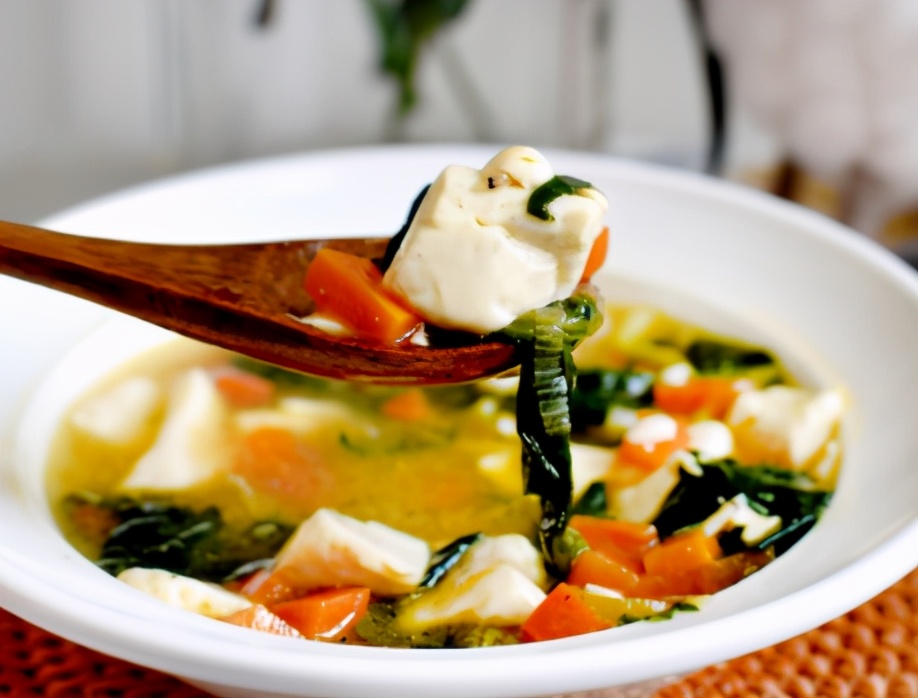 菠菜豆腐汤的做法步骤图 顺应时节更健康