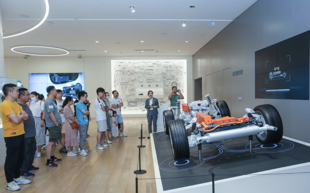 为什么说沃尔沃最安全？我们去工厂找到了答案