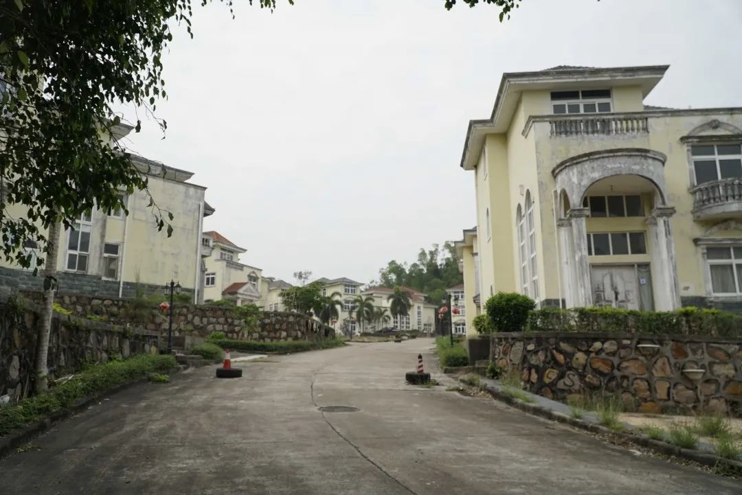 珠海最神秘的烂尾楼豪宅别墅却没多少人住周边房价6万平