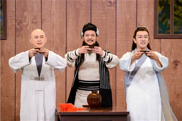 黄日华在爱妻临终前承诺永不再娶，买下夫妻墓