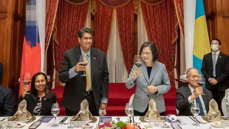 蔡英文宴請2萬人口小國總統，聲稱�雙方合作，全世界都在看�