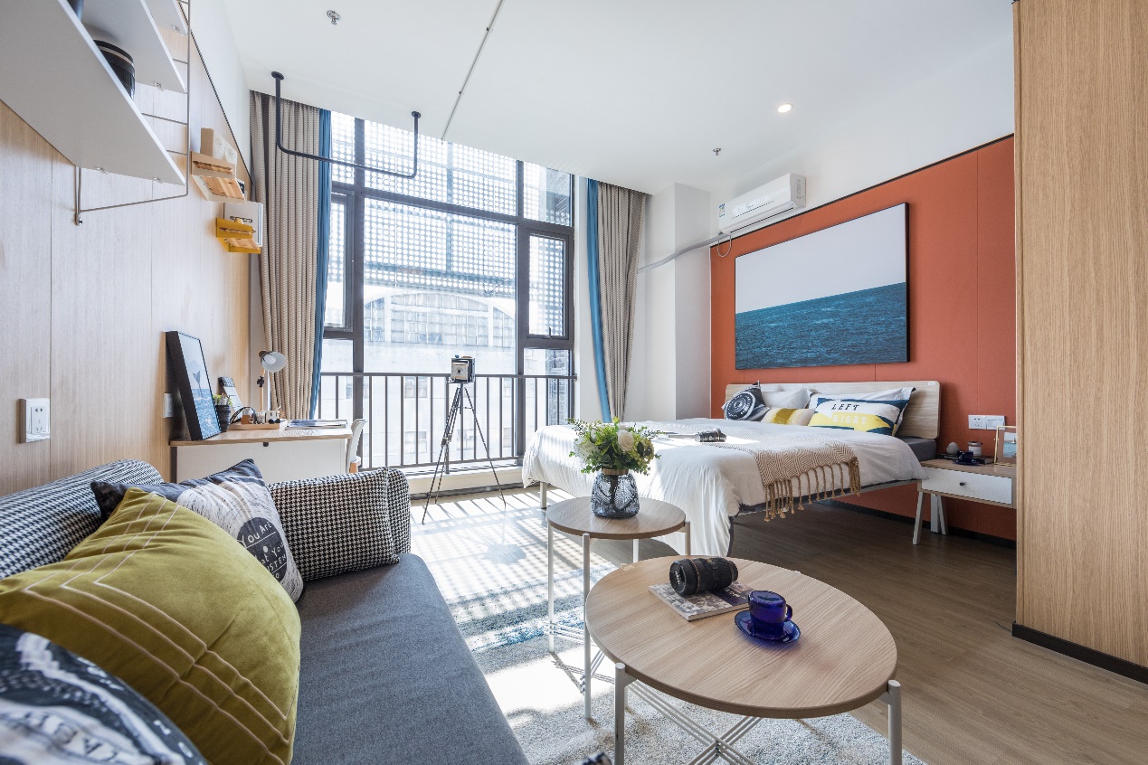 潮趣生活就在南京龙湖冠寓，感受高品质租住