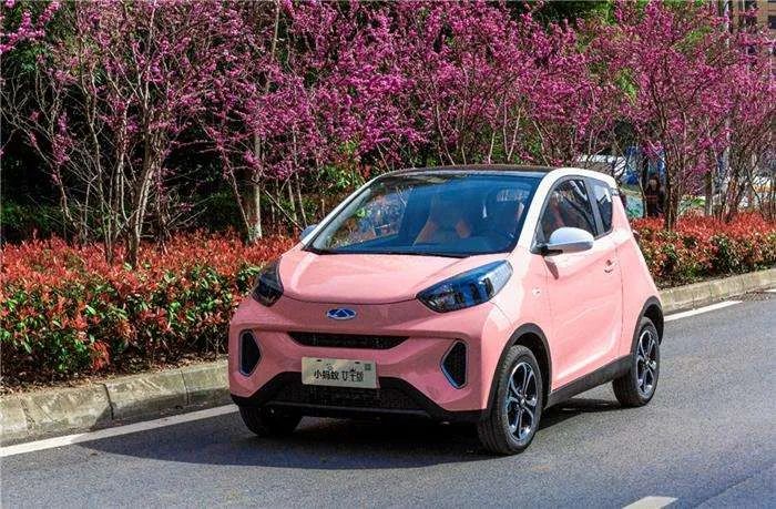 造型个性还便宜，日常代步选这三款新能源汽车