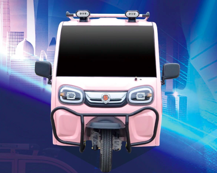 这2款电动三轮车，空间大配置全，冬天出行还带暖风