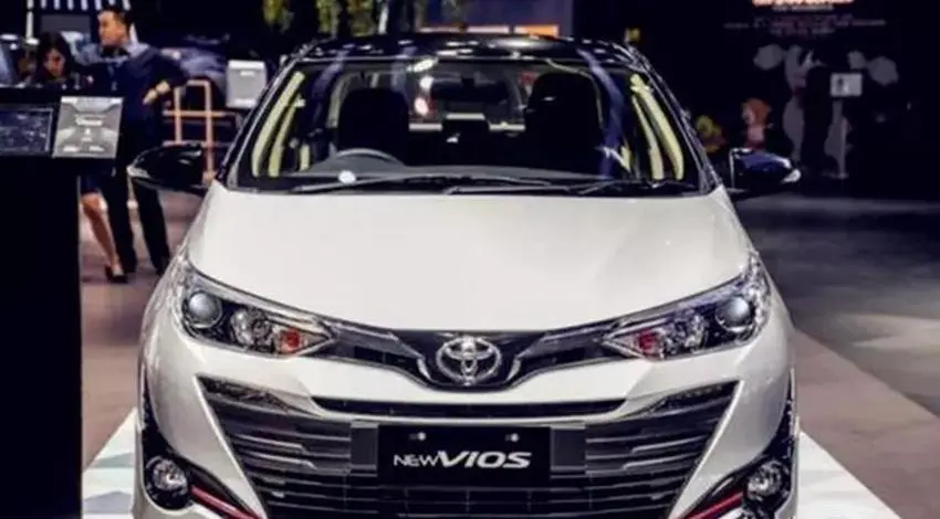 丰田这次厉害了小“凯美瑞”将上市油耗5L不足