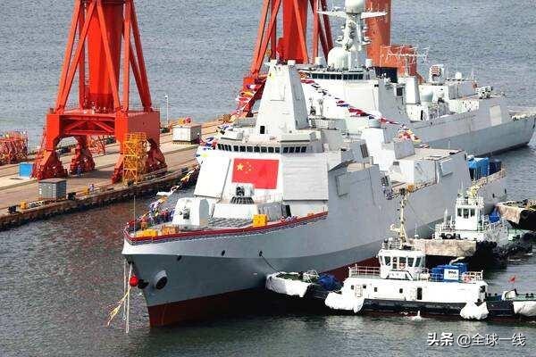 我国军舰数量将在2030年超美军，美国只能延长旧