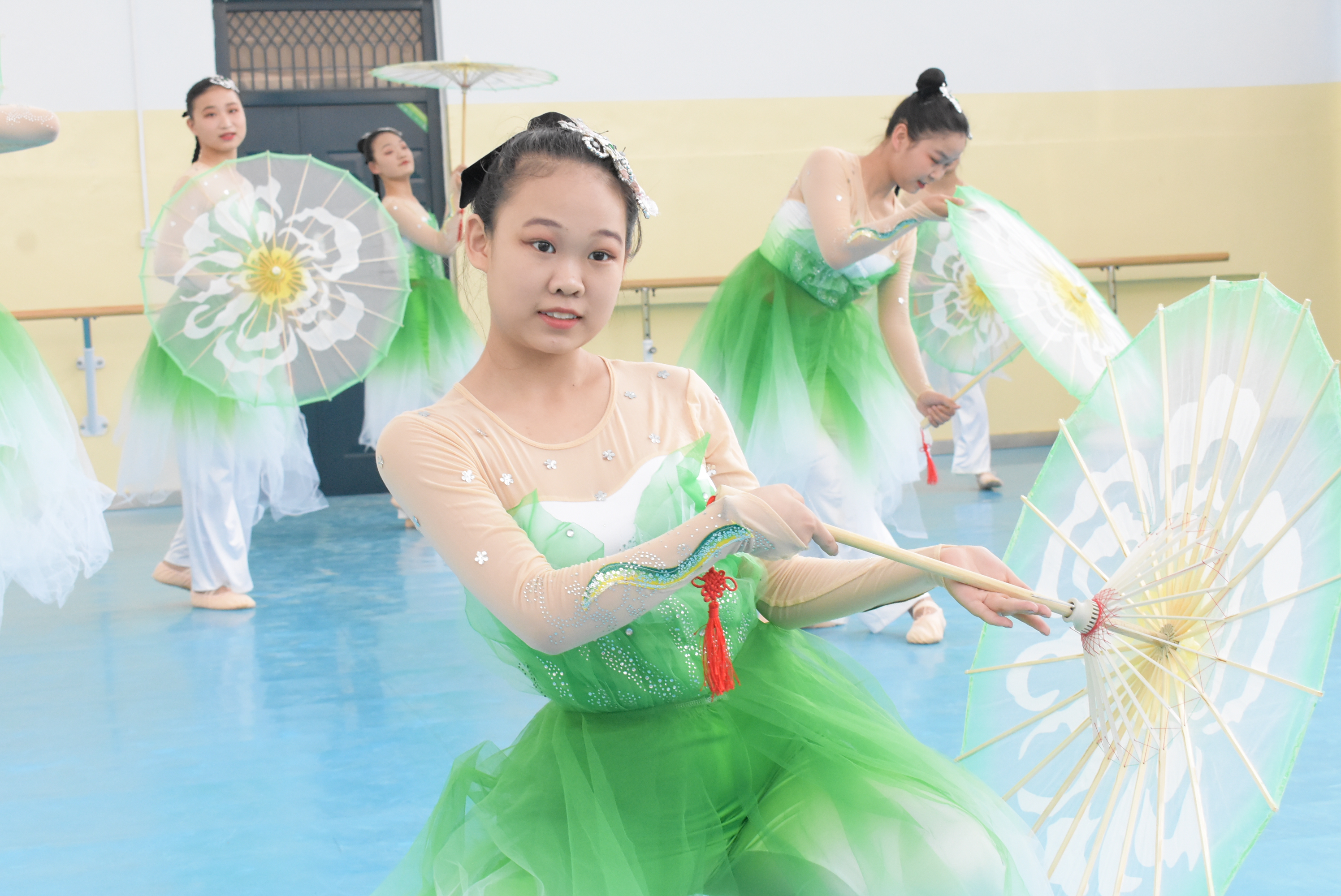 妙曼舞姿经典再现！运城艺校：突出专业特色，提高人才培养质量