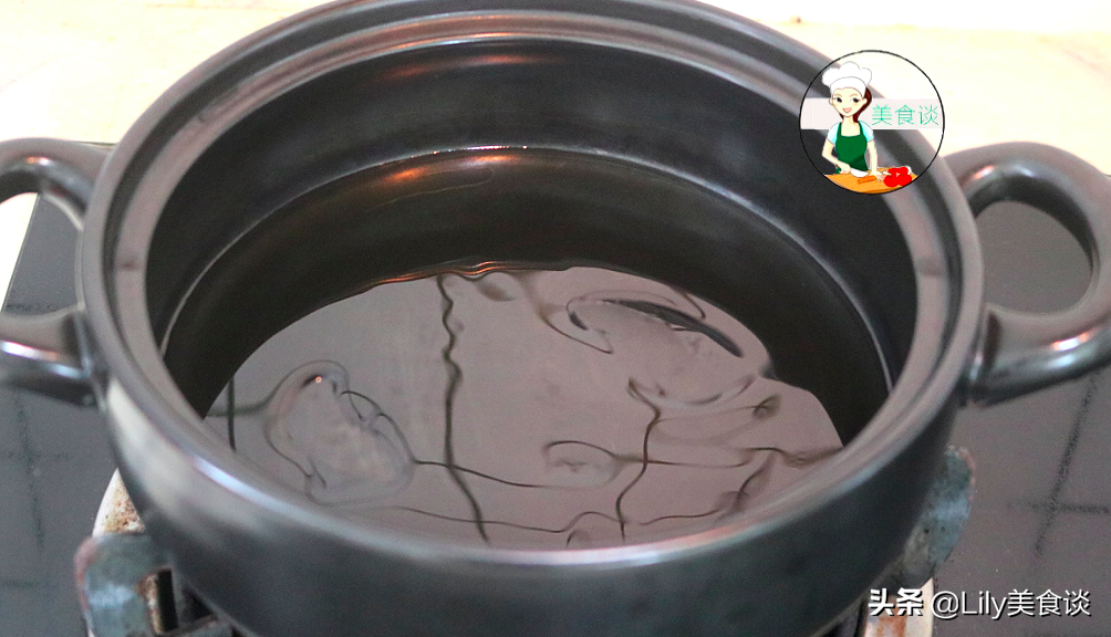 大蝦這樣吃最過癮，比水煮入味，比油炸健康，燜一燜，3分鐘出鍋