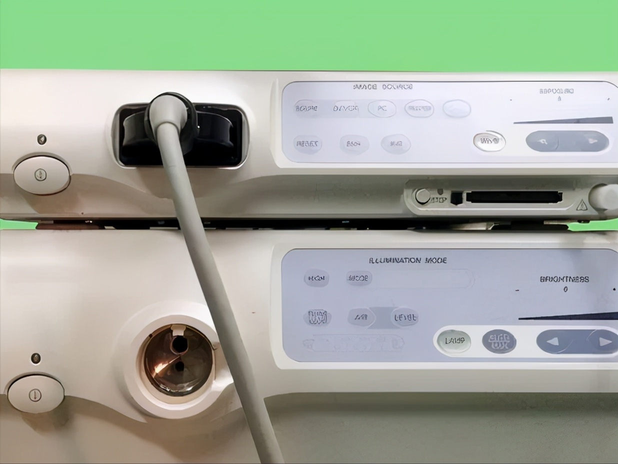 Basic equipment and instruments for endoscopic surgery iNEWS