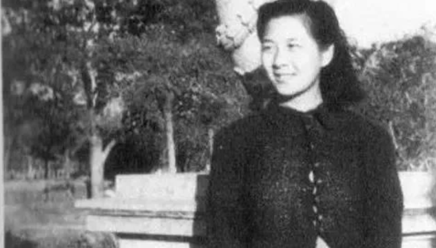 黄令仪：为破垄断，84岁依旧奋战在芯片研发前线，为国家做贡献