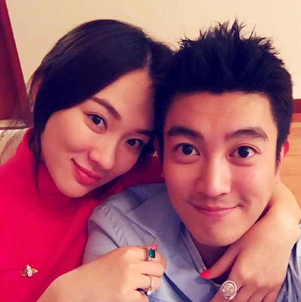 杜海涛沈梦辰在一起8年不结婚，霍思燕杜江结婚8年不办婚礼
