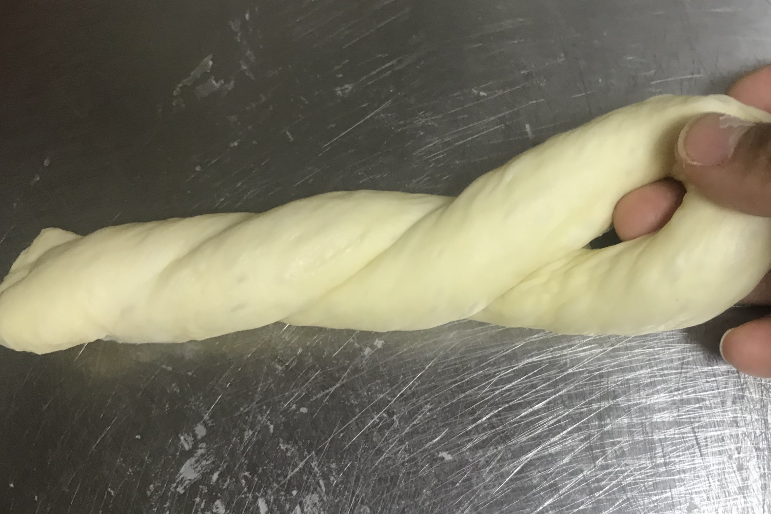 老麵包不放糖還能香甜暄軟，就因加了它，放3天不硬，兒時的味道