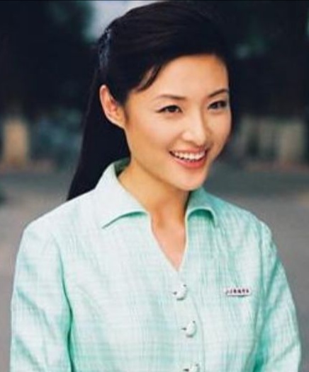 知名主持人美照一册，欣赏
