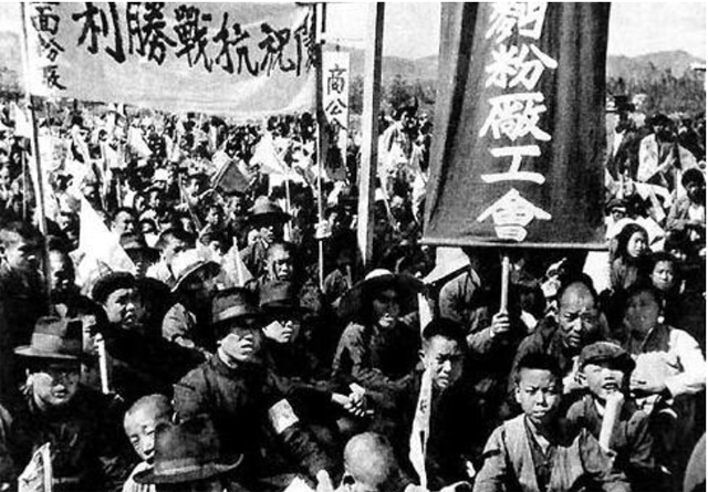 没有美军的原子弹中国打得赢日本吗？看看当时日本国内百姓的情况