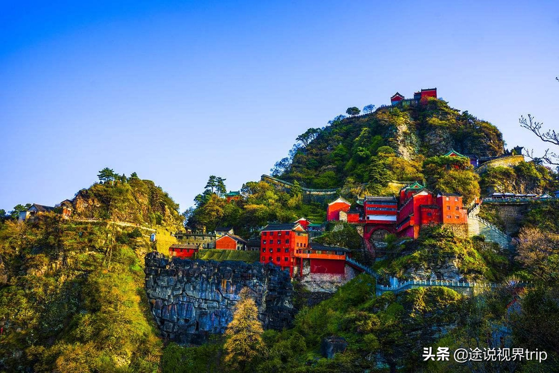中国最有名的十大名山排行榜，每一座都有故事，你征服过哪几座？
