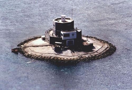 嚣张！越南侵占的南沙岛屿上部署火箭炮，策划