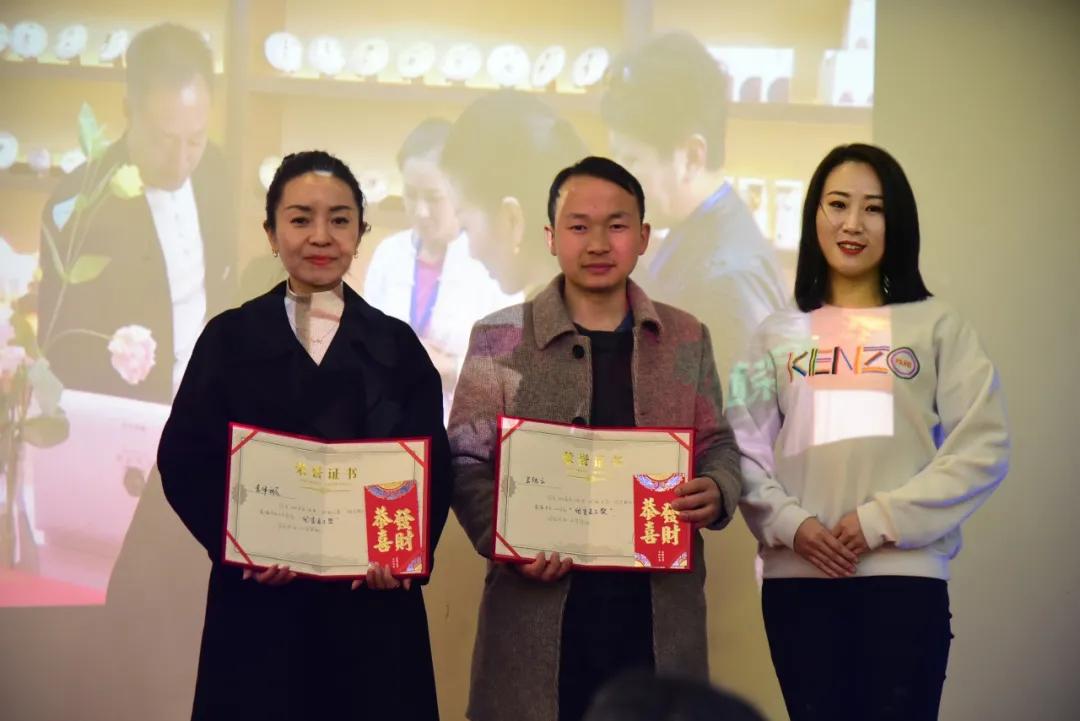 Flourishing contains seed of annual meeting ｜ " rat " not easy, "Ox " turn heaven and earth, 2021 our against the wind and row