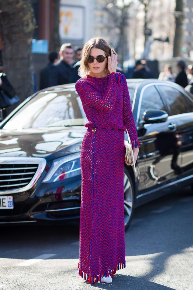 天凉短裙该收起来了，建议多穿这5款早秋“长裙”，时髦显高级