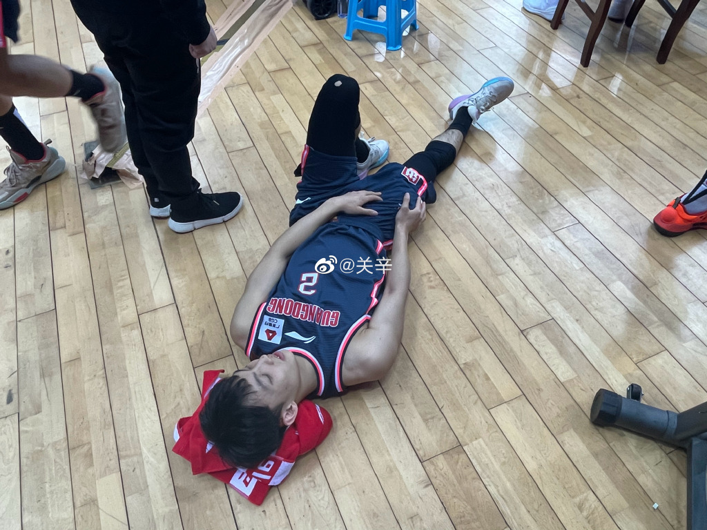 4 messages! Zhang Zhenlin is too filial, guangdong injures two people again, liu Yanyu injury is retreated, hu Mingxuan grinds coffee