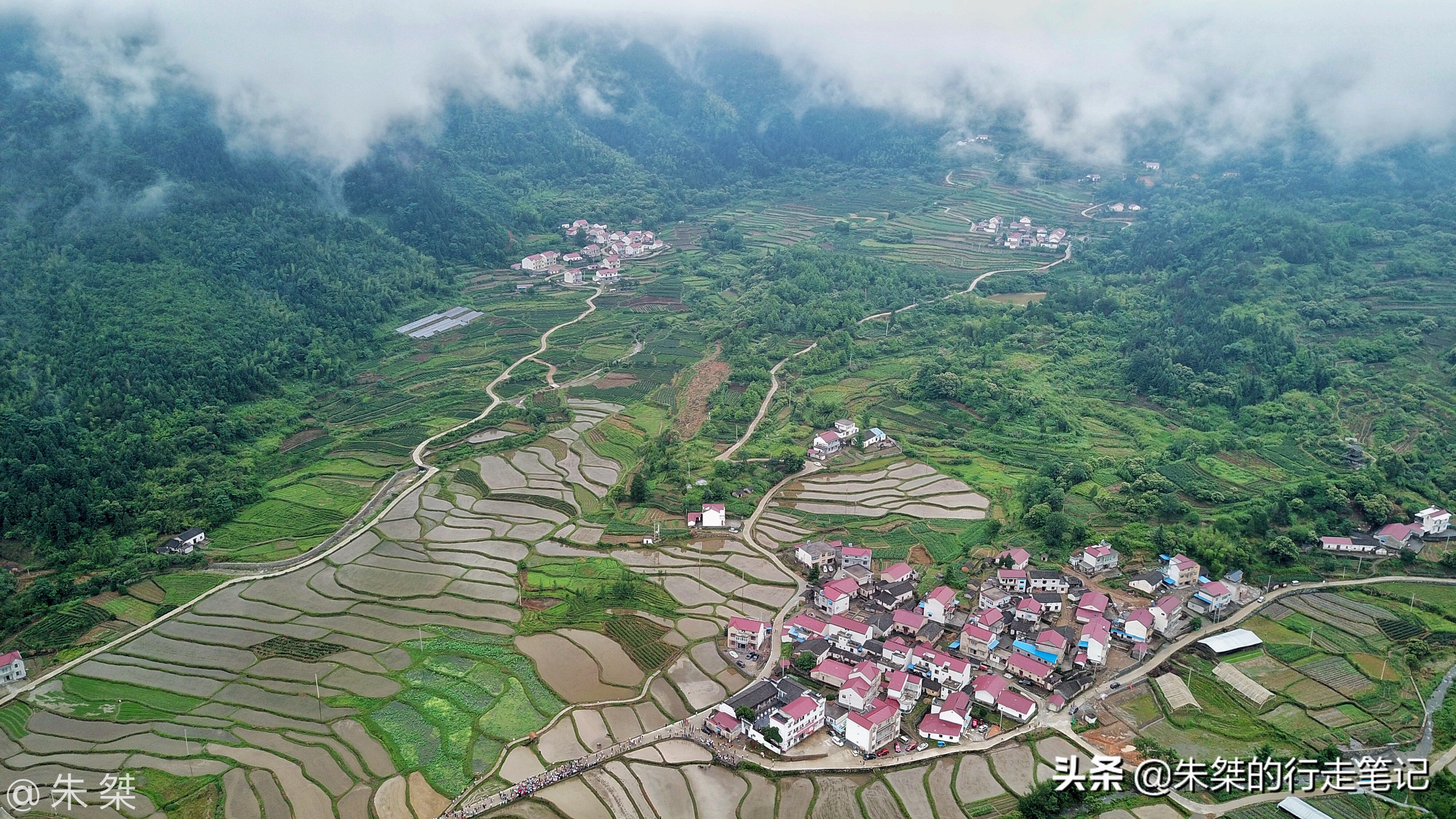 国内秋韵最浓的几个地方，有山有水有古村落，哪一处你最中意？