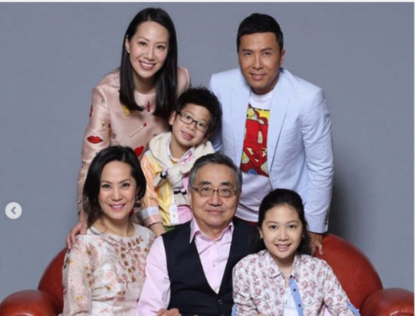 甄子丹岳父患癌去世，家人陪伴下平静离开，汪诗诗深情告白亡父