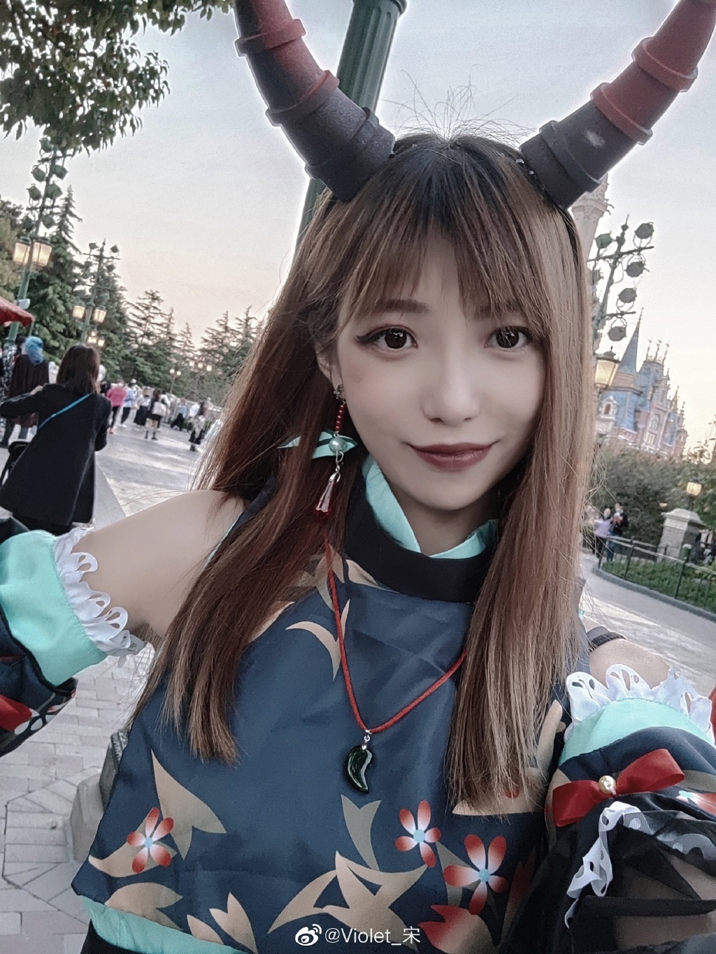 OPPO、vivo、iQOO新品发布汇总：宋紫薇“闭月羞花”