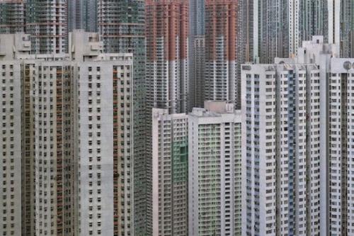 香港房价有多可怕？明星90平房子拥挤不堪，却已