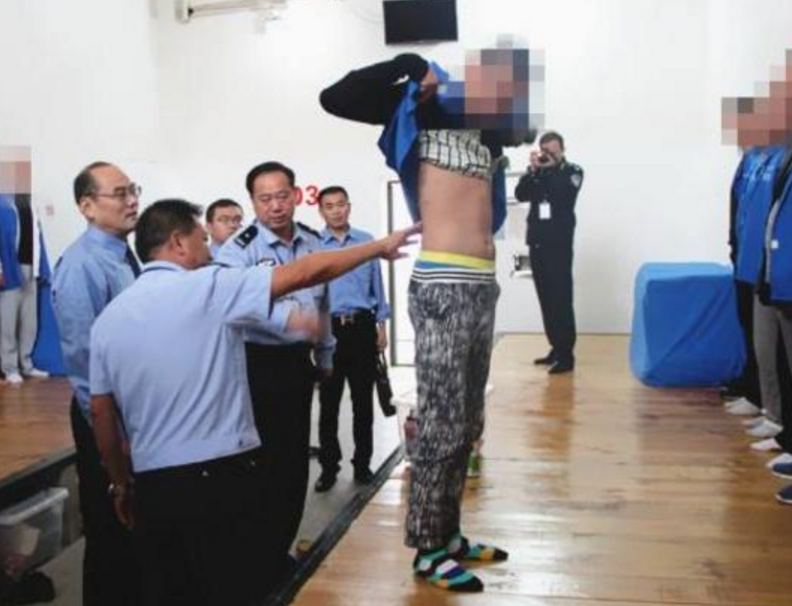 为什么监狱里有些犯人可以抽烟？过来人含泪吐