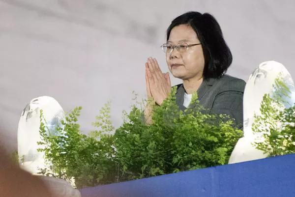 ӡ�ȳ��ˡ�̨��ף����ս���ܲ����ϱ����ߺ��Ժ�Ȼ�ƿ���ɢ��