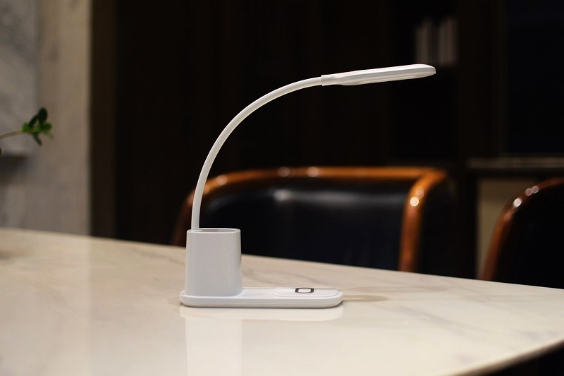 台灯/无线充电座/笔筒 FSL小易多功能无线充电台灯