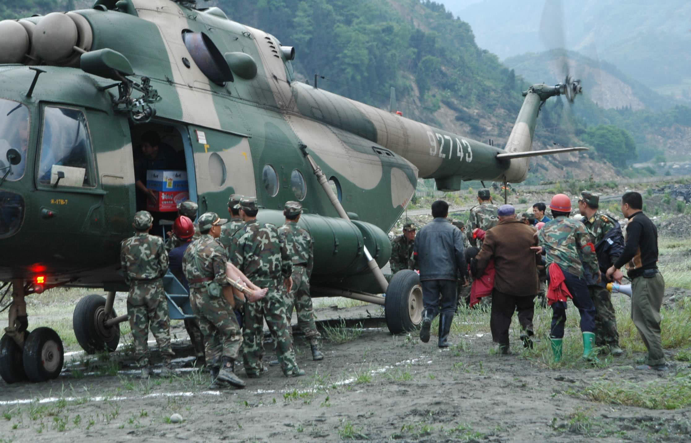 12年前一场意外暴露实力，展现中国战争潜力！西