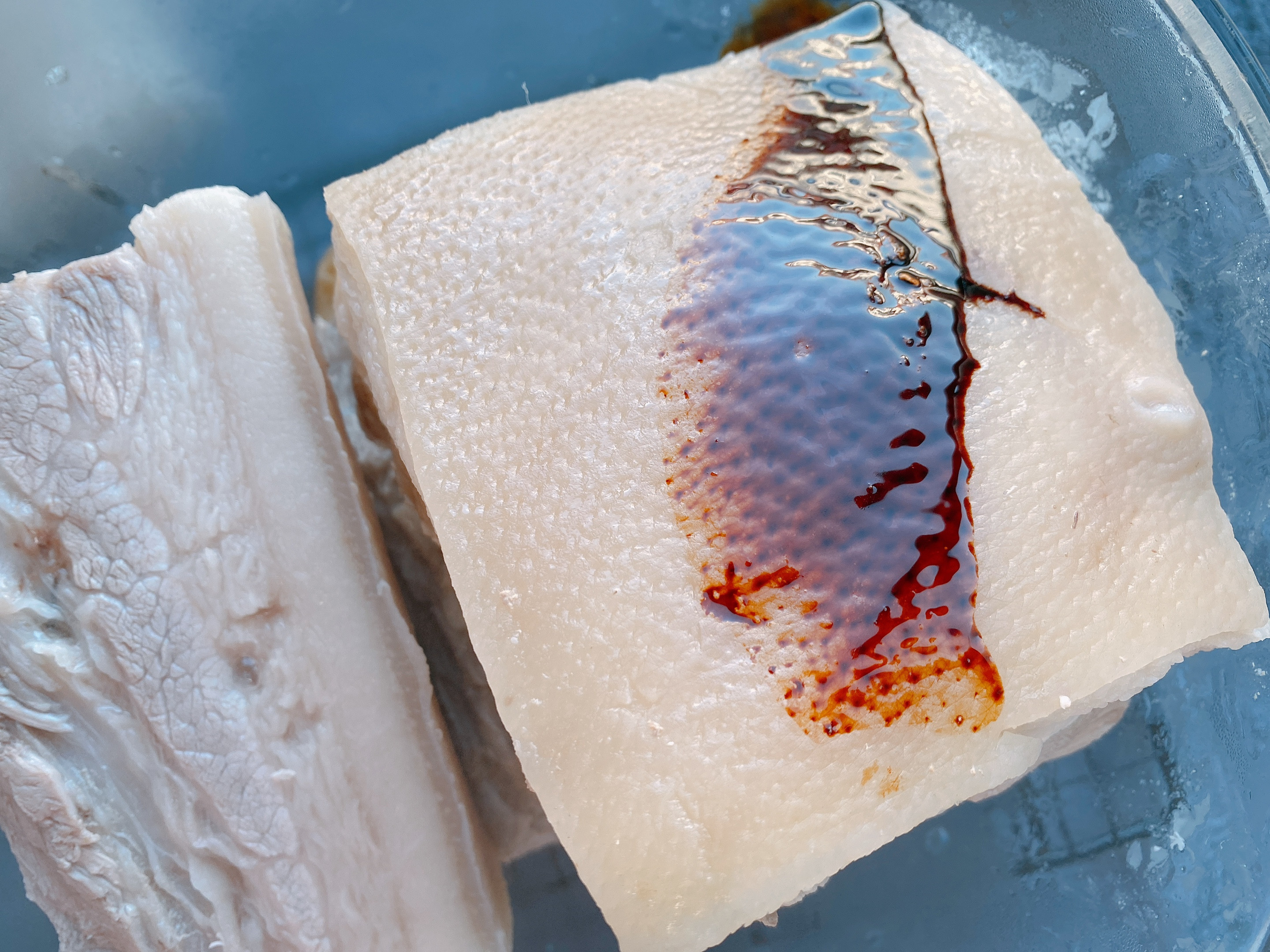 過年炸扣肉總失敗也不起泡，找到5個關鍵點，做出正宗的虎皮扣肉