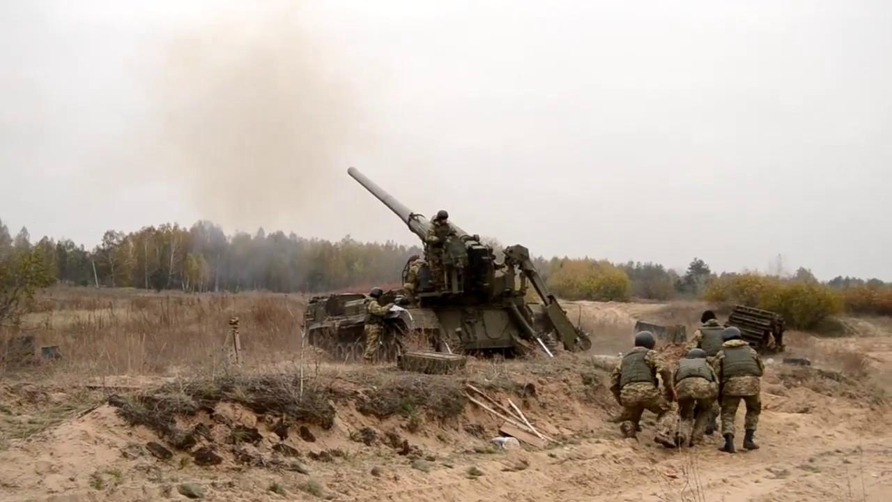 俄罗斯十万大军压向乌克兰边境！乌克兰不但不紧张，反而有点兴奋