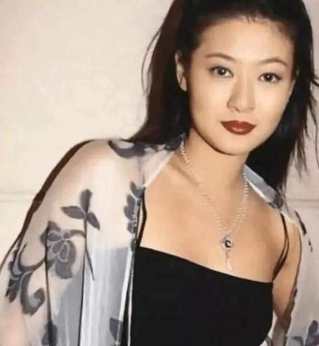 19年前她拋下滿月的兒子，從24樓跳下，就算瘋，陳寶蓮也是被逼瘋