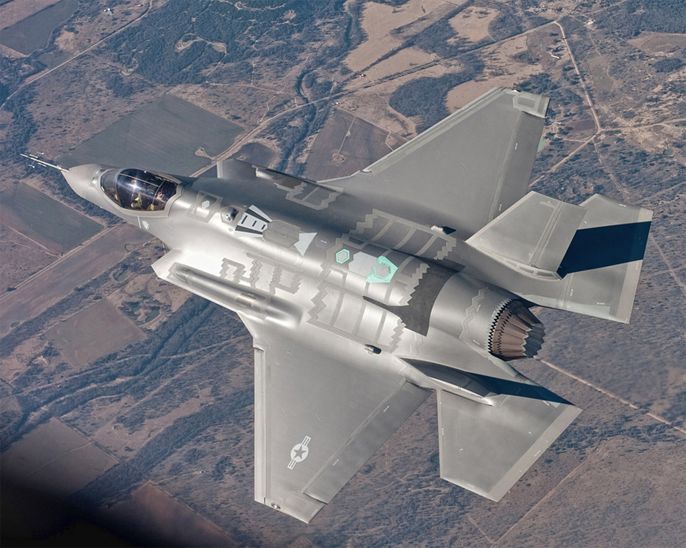 西方步步緊逼，普京終於忍無可忍：憑什麼你們行我們就不可以？