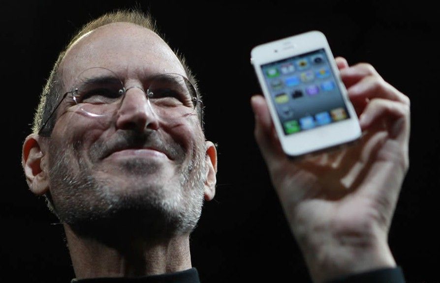 乔布斯的一生人不疯狂枉少年乔布斯的成长轨迹