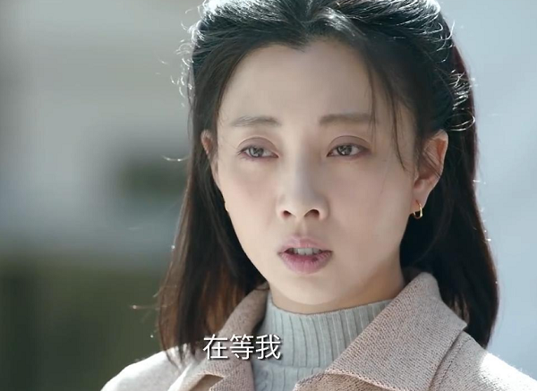 出道18年，演员殷桃的嘴为什么一直是破的？采访