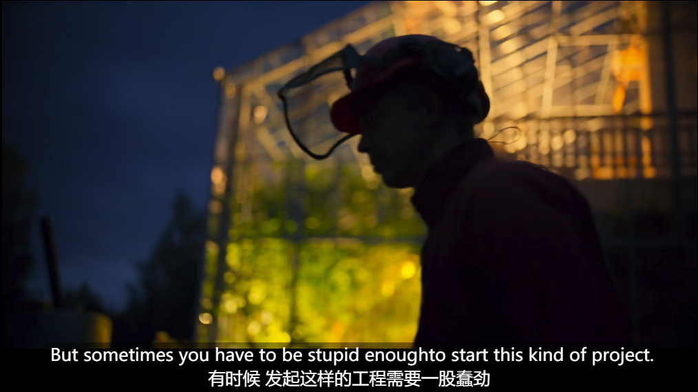 瑞典夫妻花12年为自闭症儿子建了座玻璃城堡：所