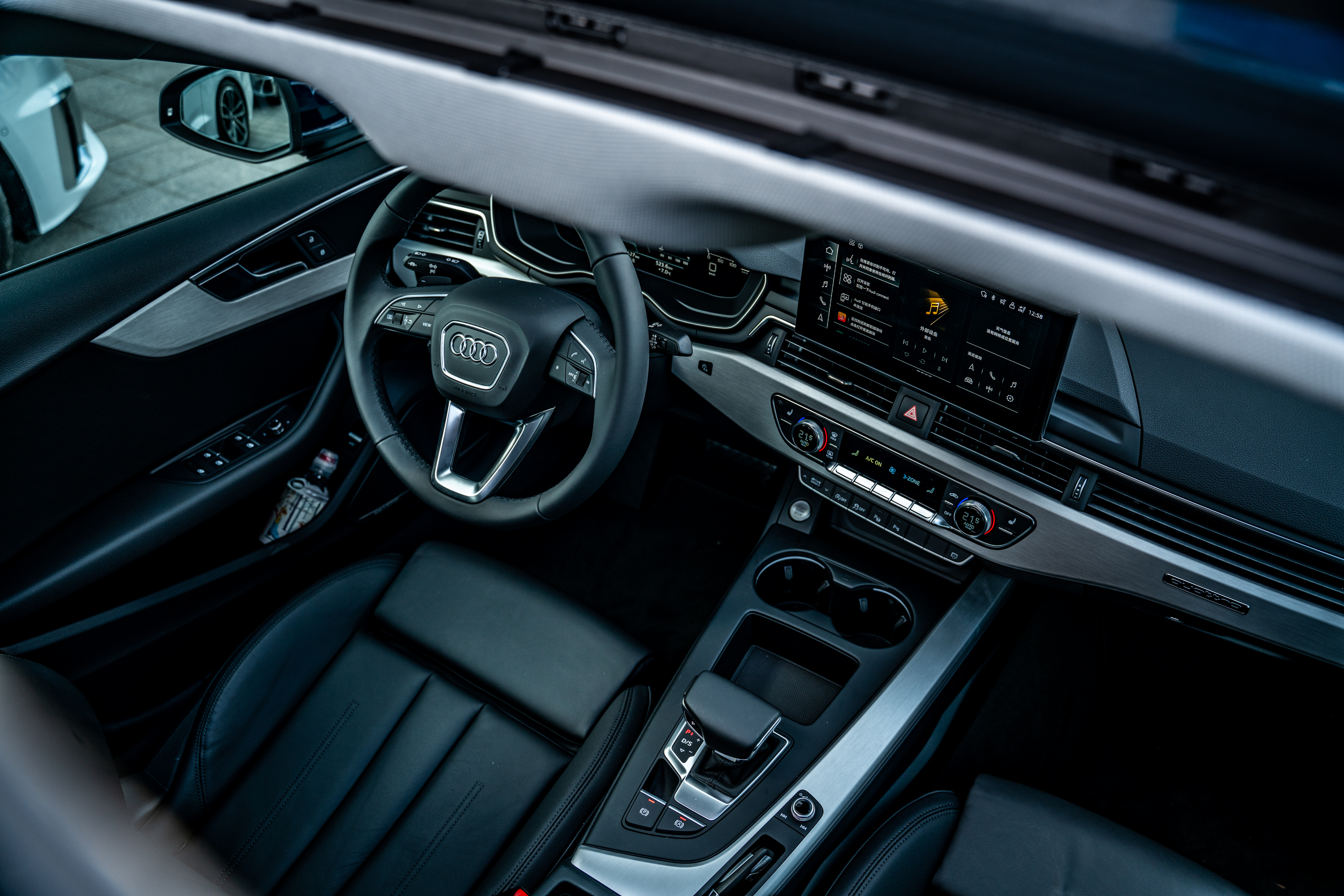 试驾全新奥迪A5，雅痞绅士还是西装暴徒？一切游刃有余