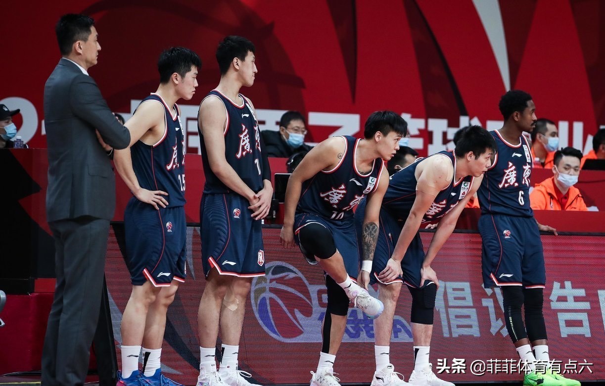 恭喜朱芳雨，感谢易建联，广东2人弃顶薪，19人名单让杜锋笑傲CBA