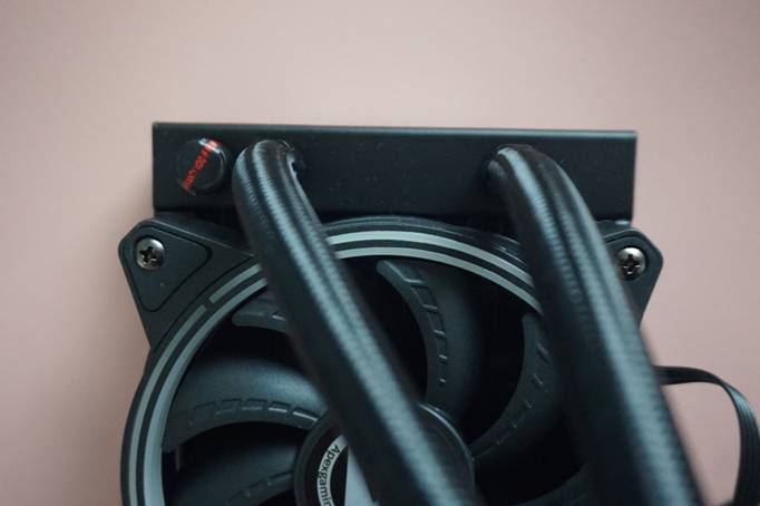 机箱的主角光环-Apexgaming艾湃TITAN-240 PRO电竞水冷散热器评测