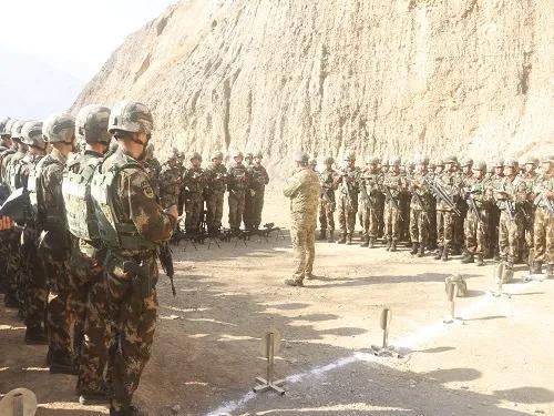 侯<a href=http://www.cngansu.cn/news/ target=_blank class=infotextkey></a>ܶӣǧ 쾫