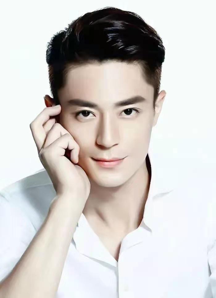 霍建華為丈母娘慶生喝到滿臉通紅，探班林心如片場秀恩愛畫面超甜