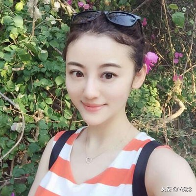 《侯天明的梦》中的女演员