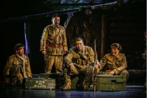 黄宏领衔主演话剧《上甘岭》7月份来渝演出