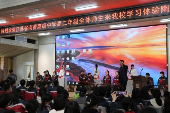 能让1500多人完成沉浸式体验，要有多难