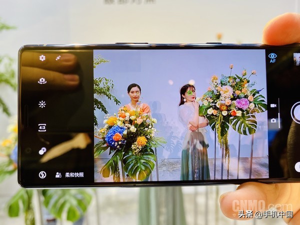 怎样打造出高科技游戏娱乐手机上？看一下sonyXperia 5如何做的